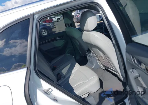 2017 Audi Q5 2.0T Premium z USA, uszkodzony, nr VIN WA1L2AFP8HA096560